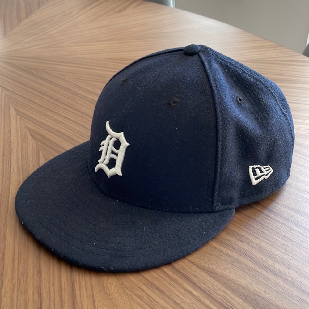 New Era Detroit Tigers Cap (size 7 5/8)